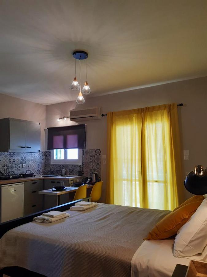 Studios Margaret, Poros Island Poros Town Exterior photo